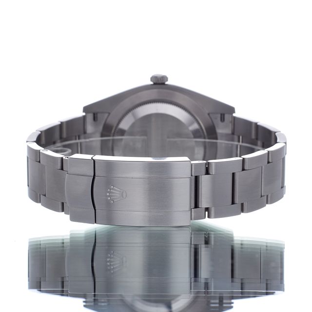 Rolex Oyster Perpetual 124300 Image 3